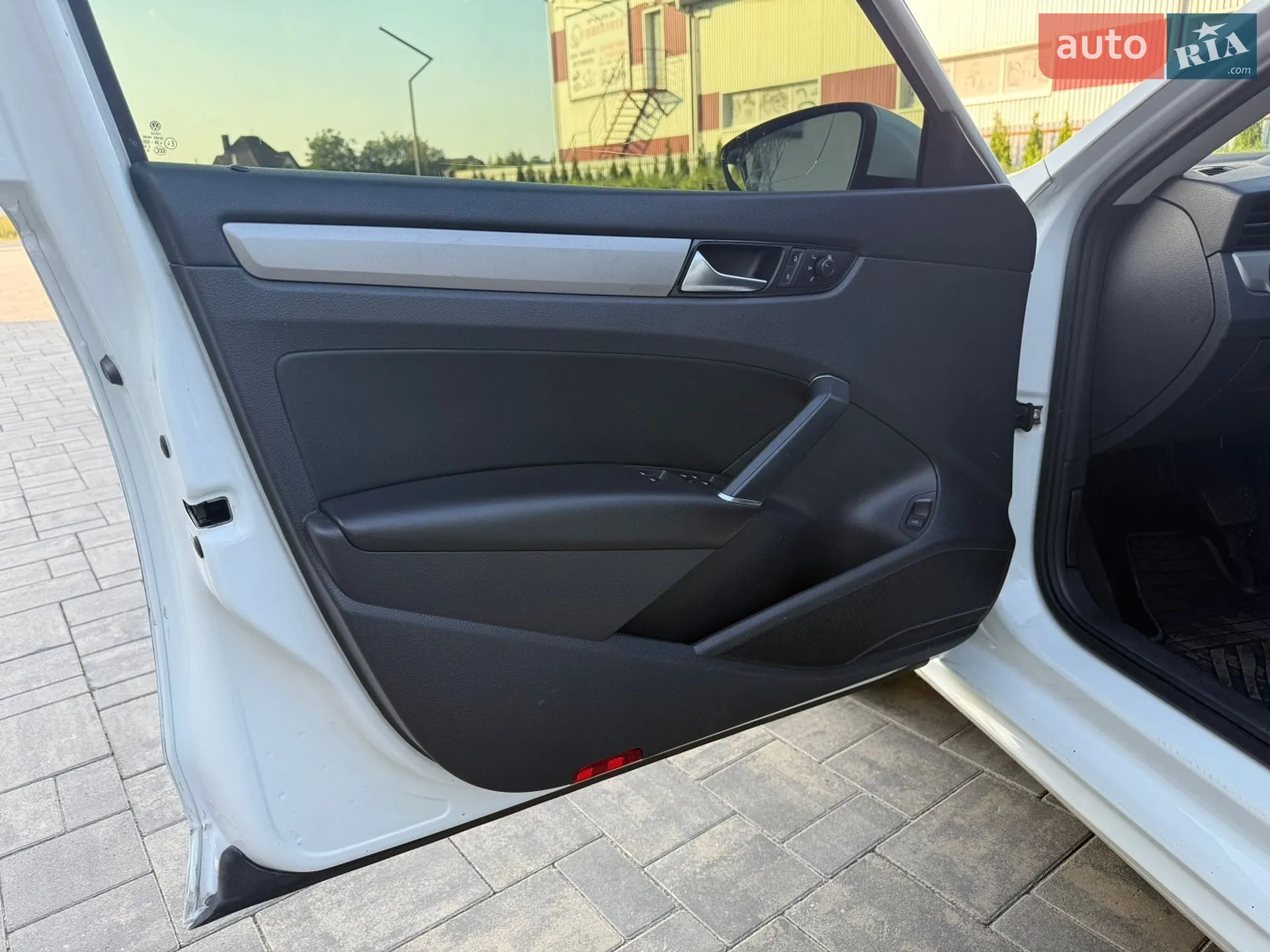 2019 Volkswagen Passat - мініатюра 18