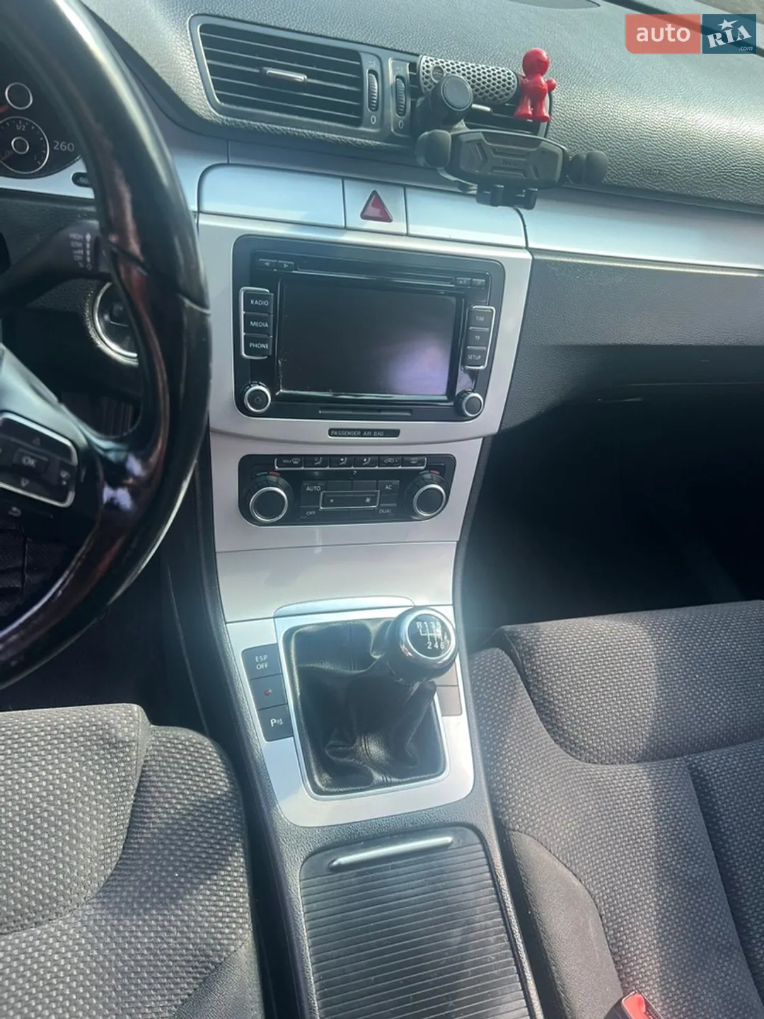 2010 Volkswagen Passat - мініатюра 12