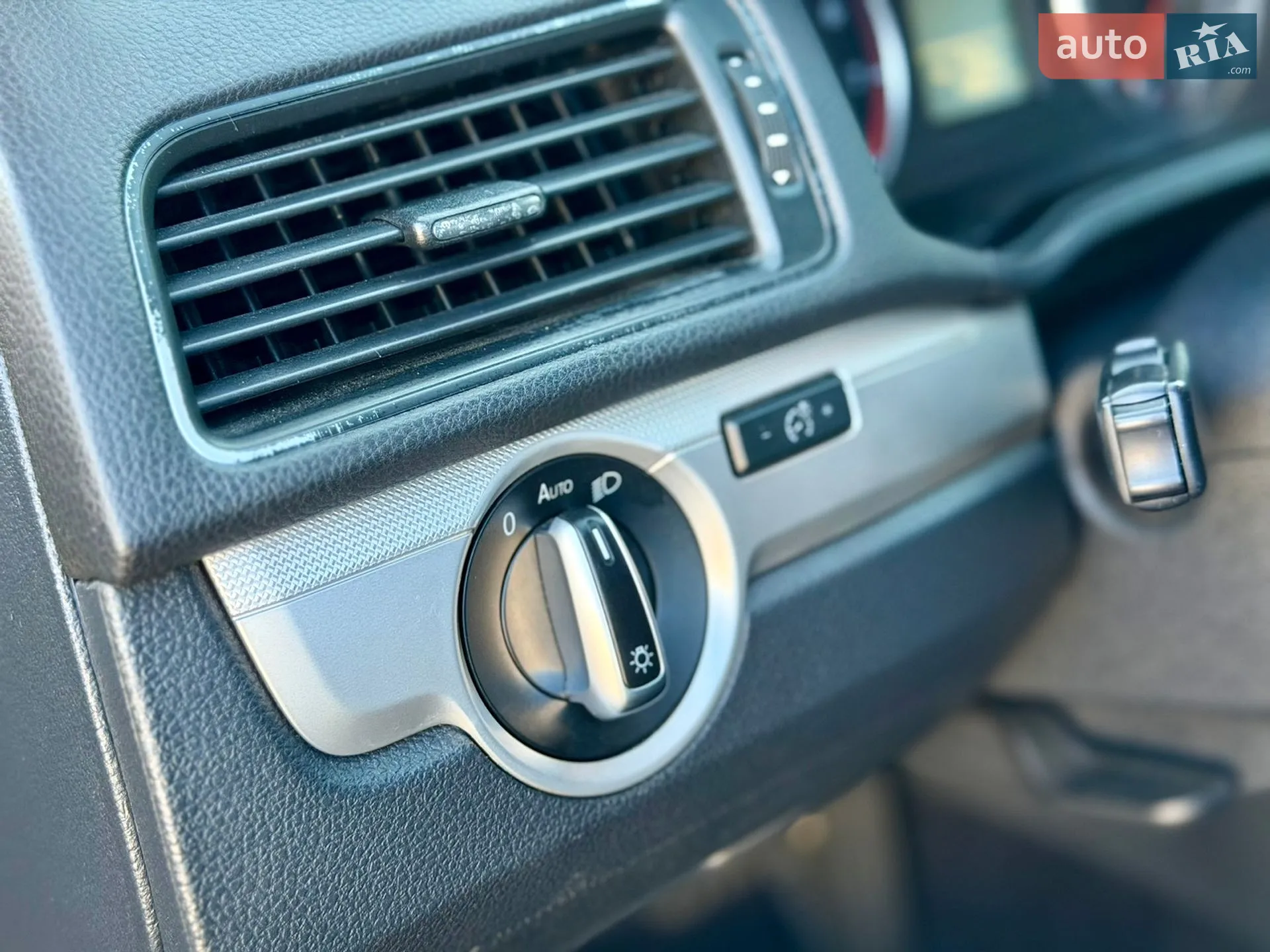 2013 Volkswagen Passat - мініатюра 26