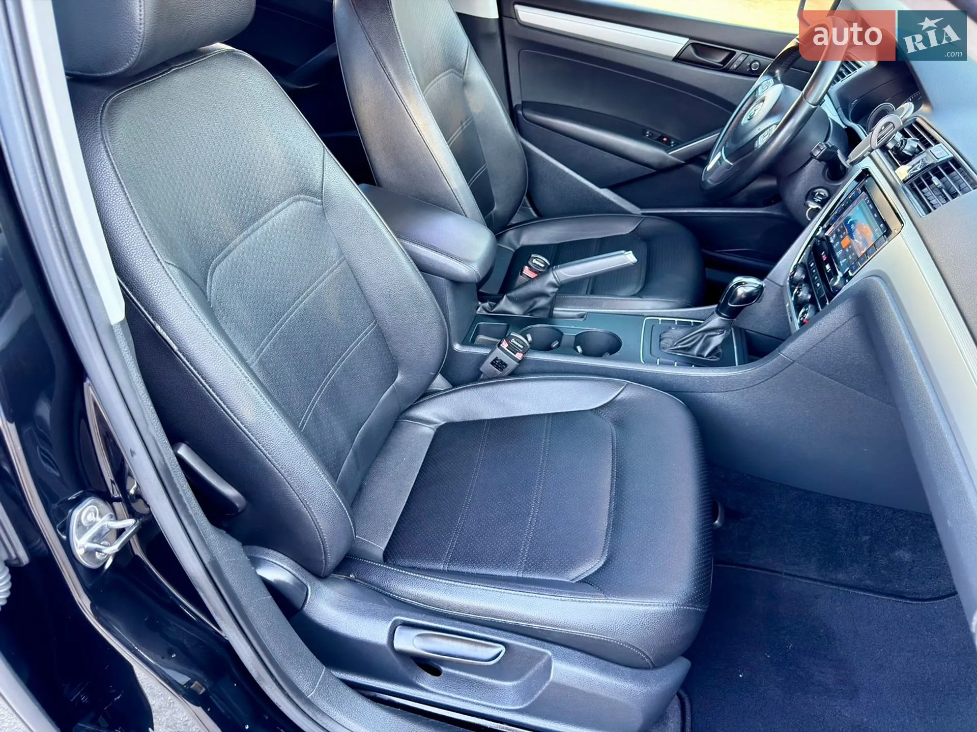 2013 Volkswagen Passat - мініатюра 38