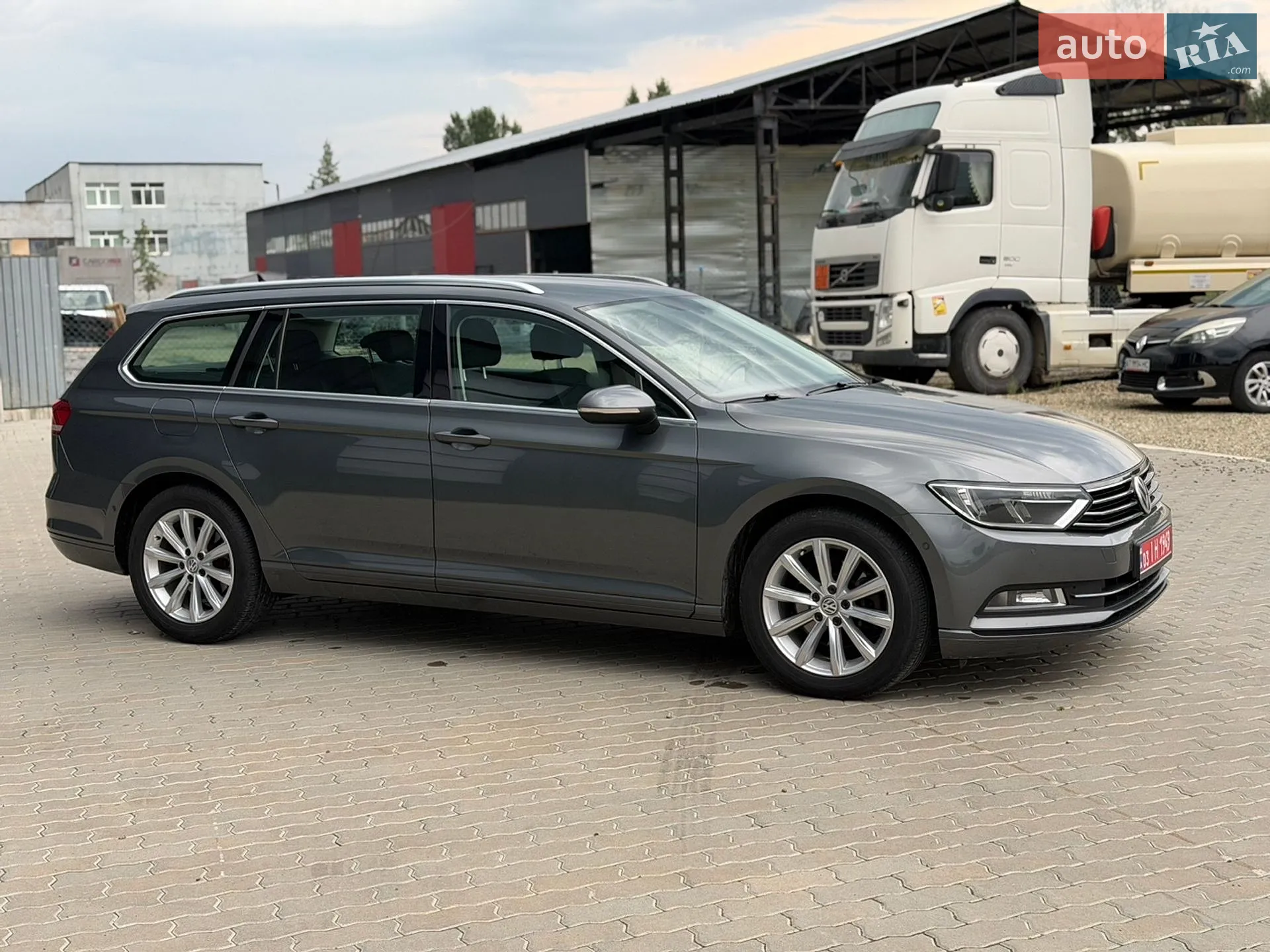2015 Volkswagen Passat - мініатюра 17