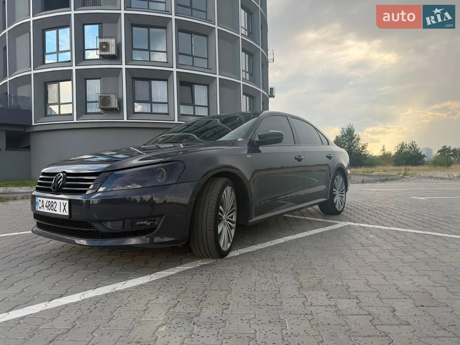 2014 Volkswagen Passat - мініатюра 3
