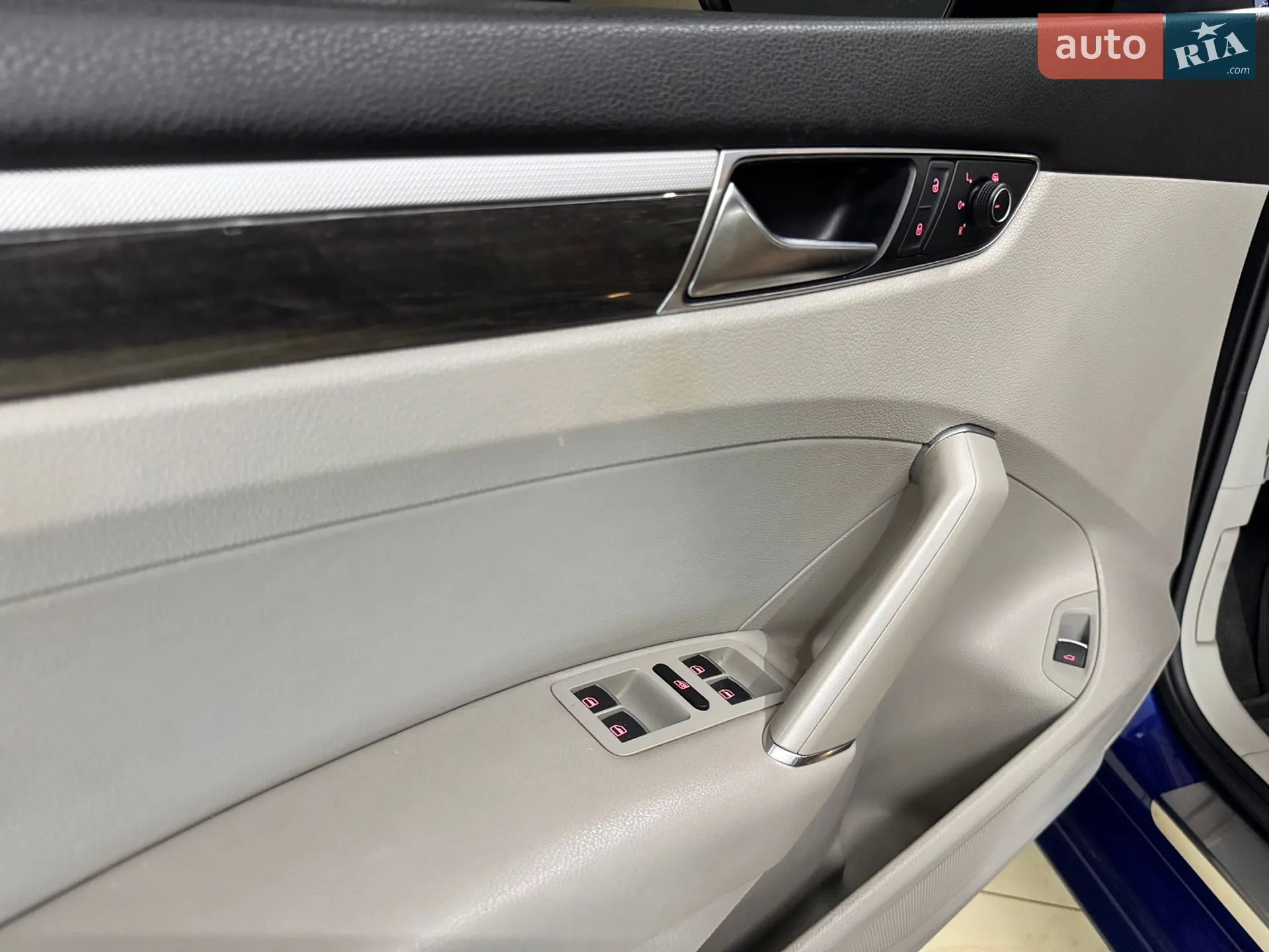 2016 Volkswagen Passat - мініатюра 11
