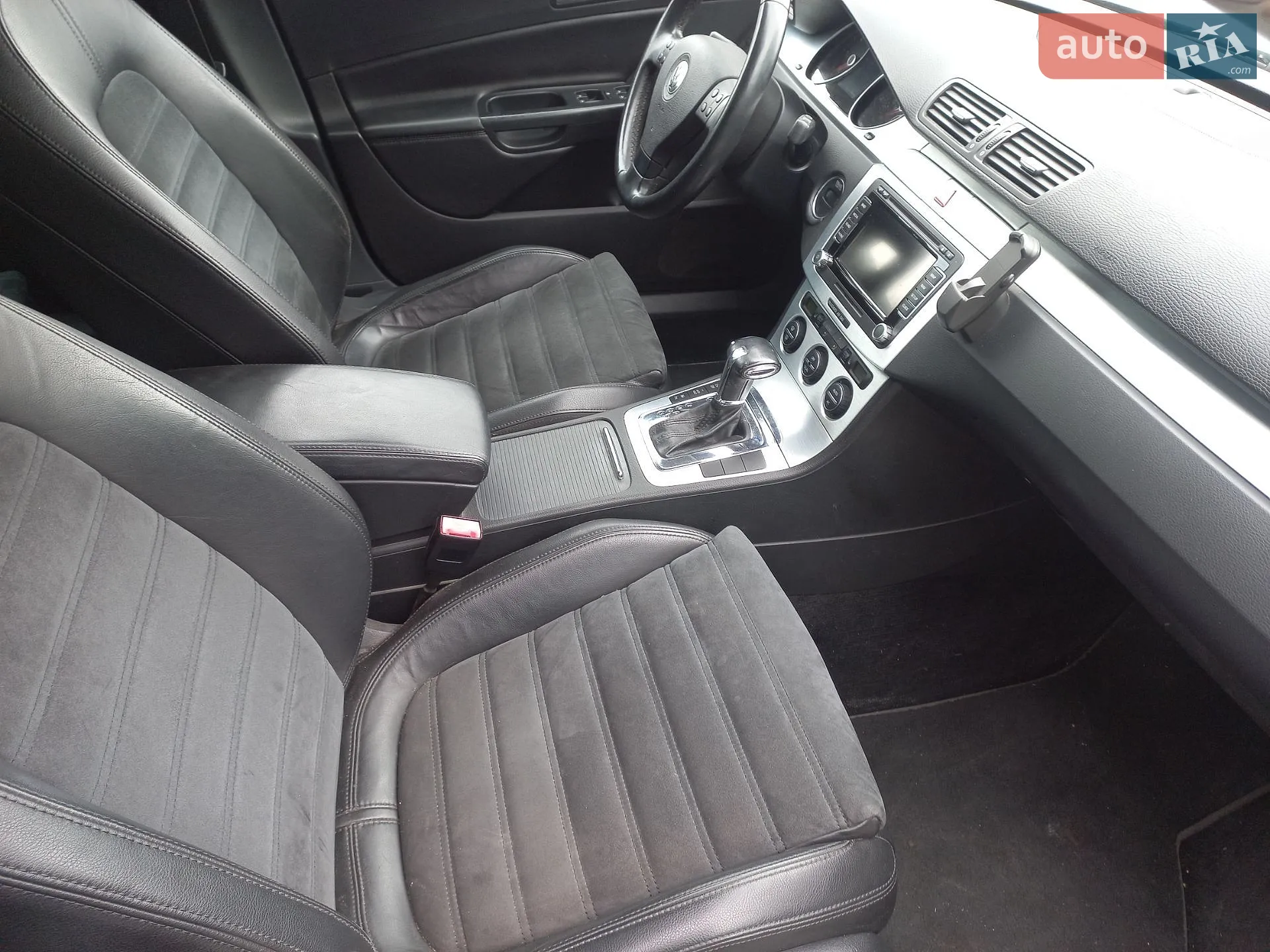 2010 Volkswagen Passat - мініатюра 15
