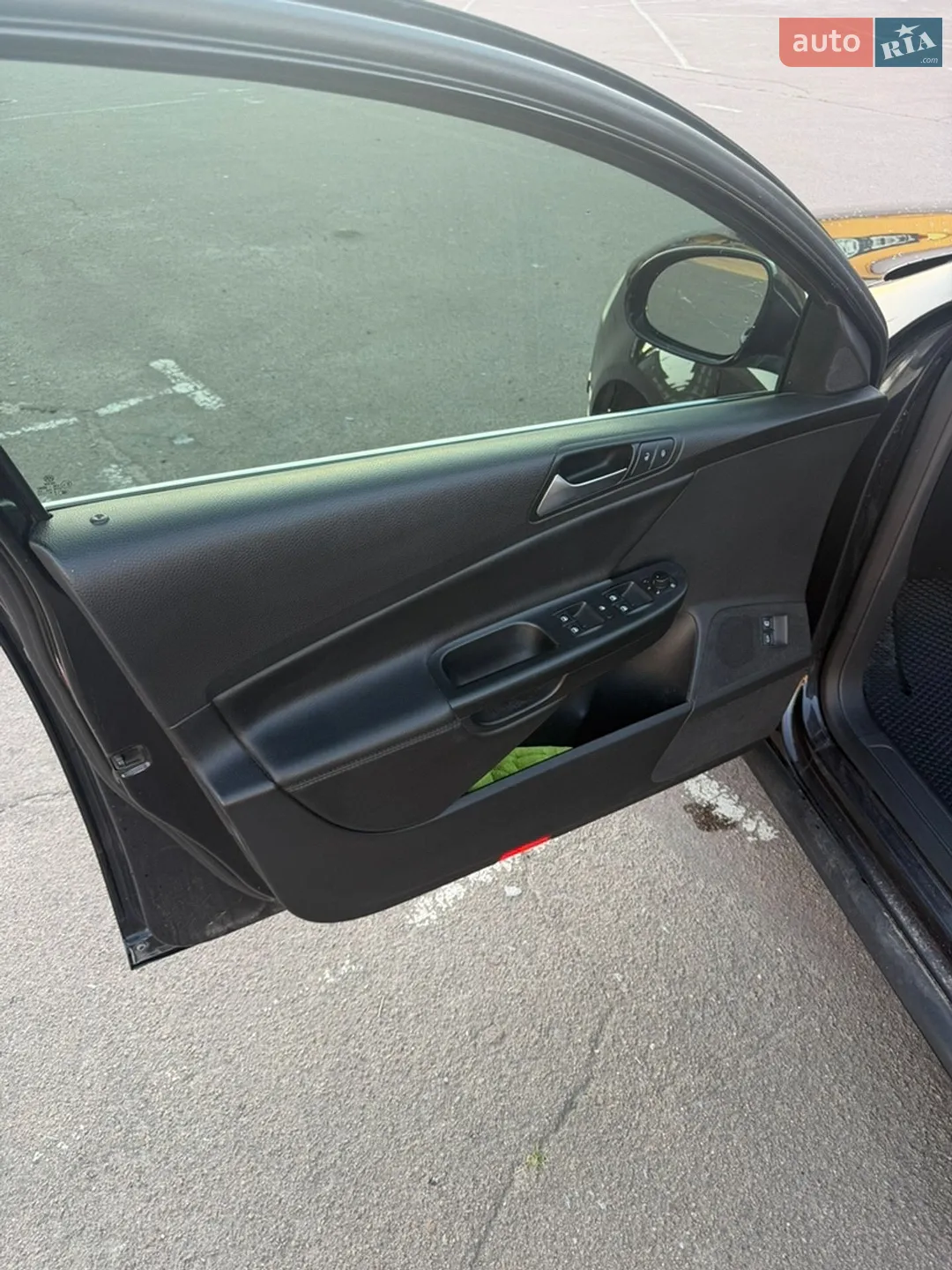 2010 Volkswagen Passat - мініатюра 13