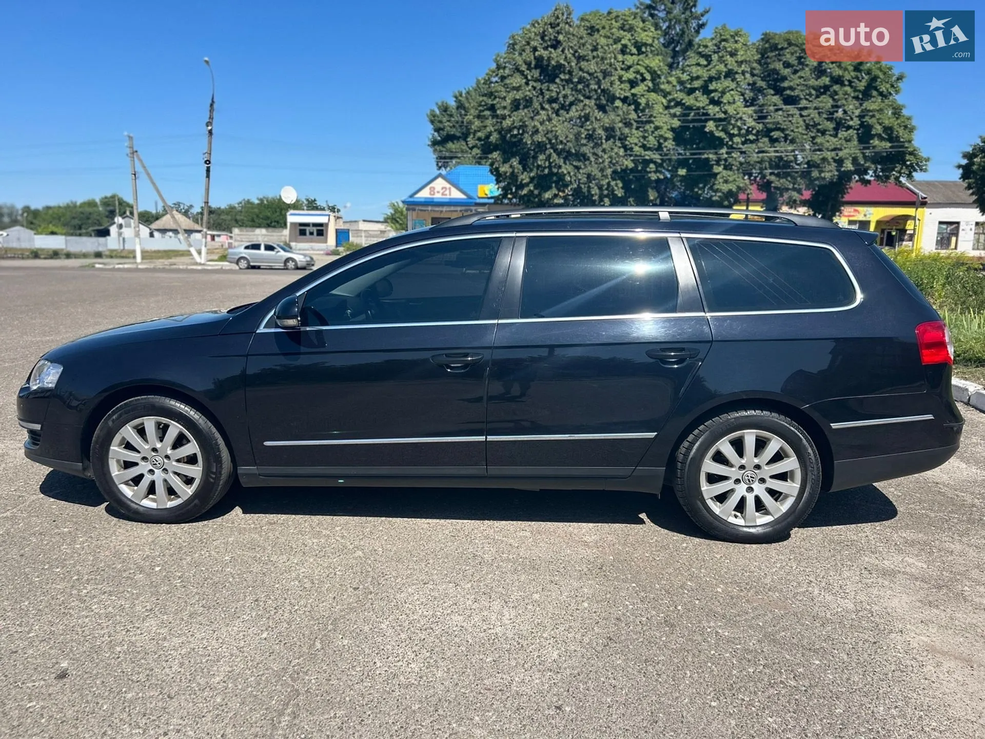 2010 Volkswagen Passat - мініатюра 2