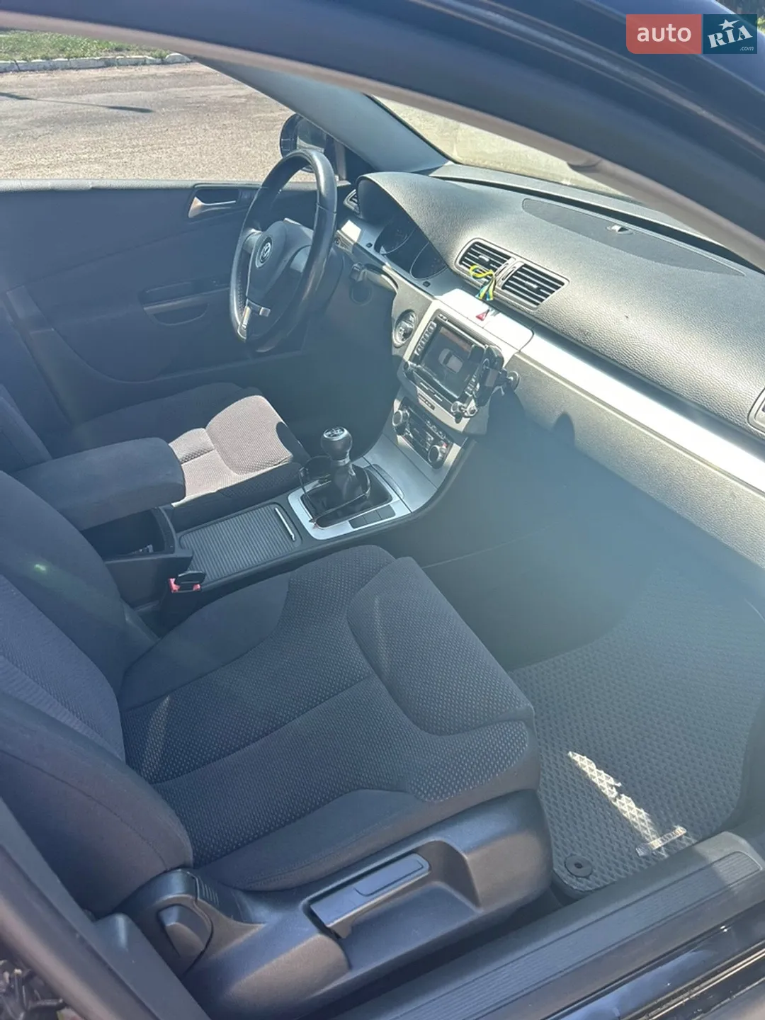 2010 Volkswagen Passat - мініатюра 7