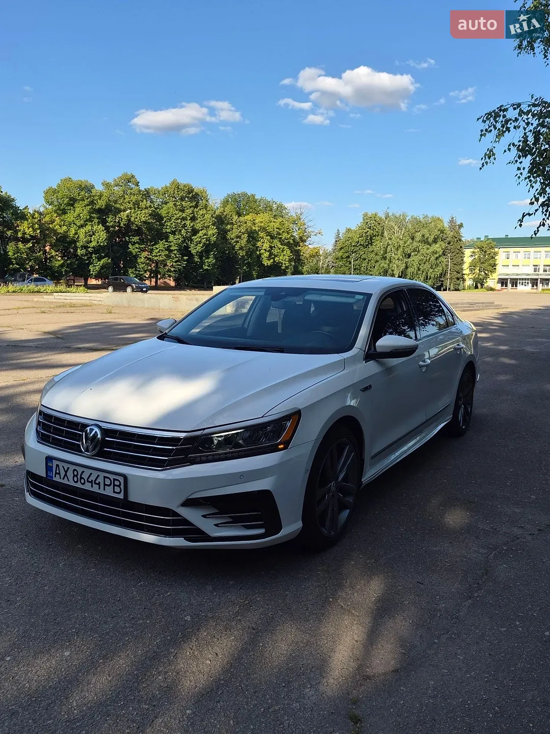 2017 Volkswagen Passat - фото 1
