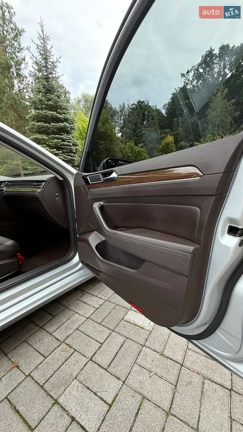 2016 Volkswagen Passat - мініатюра 22