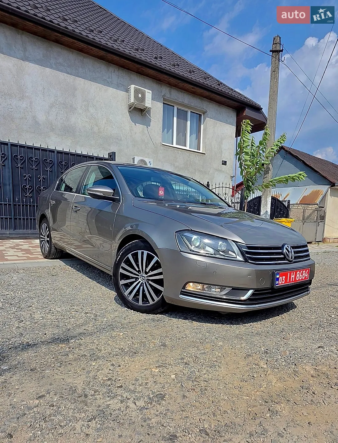 2013 Volkswagen Passat - мініатюра 2