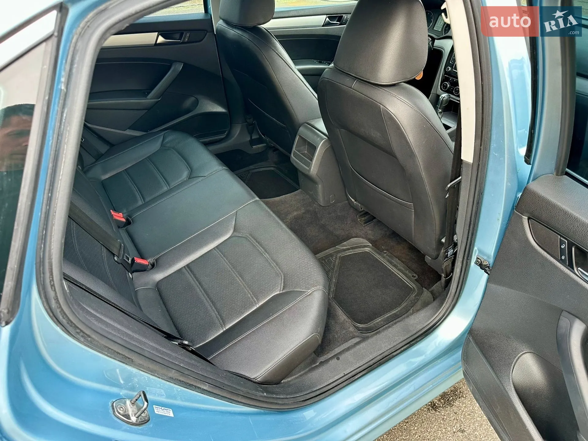 2012 Volkswagen Passat - мініатюра 25