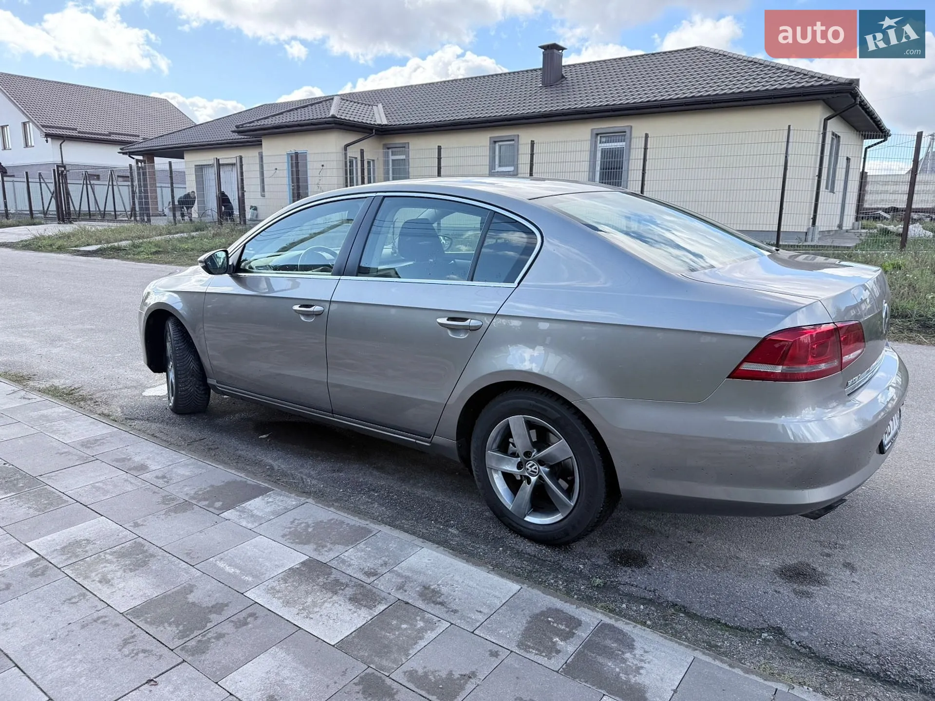 2013 Volkswagen Passat - мініатюра 4