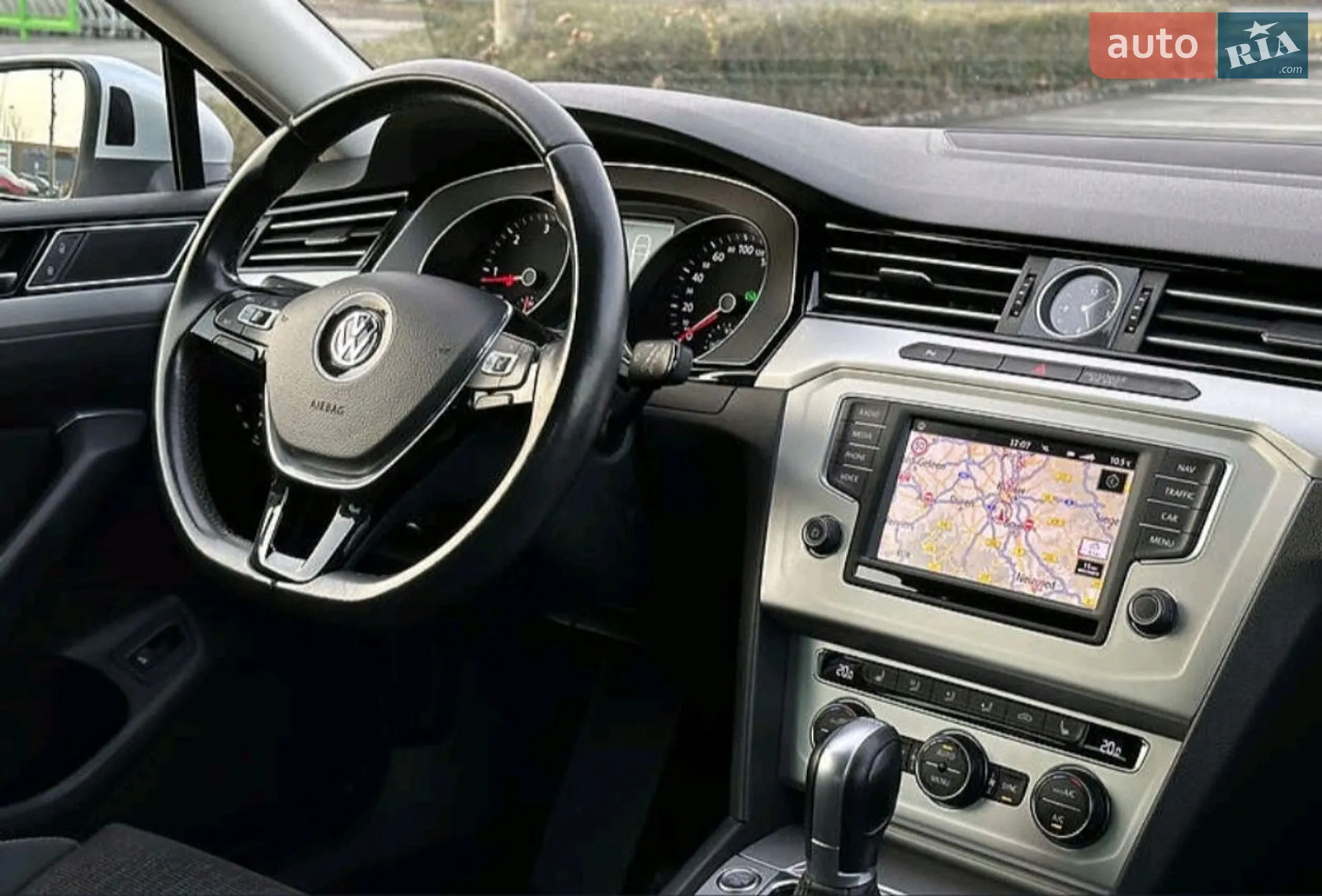 2016 Volkswagen Passat - мініатюра 11