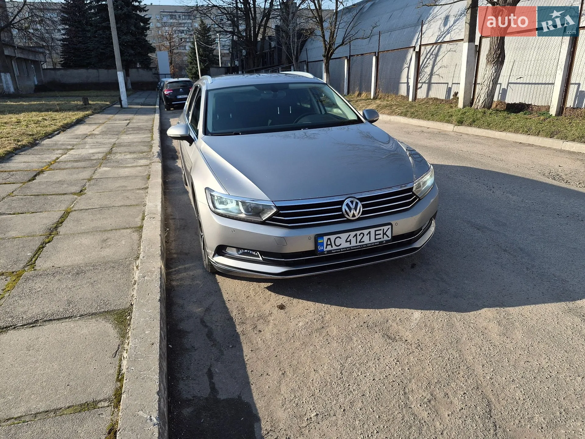 2016 Volkswagen Passat - мініатюра 6