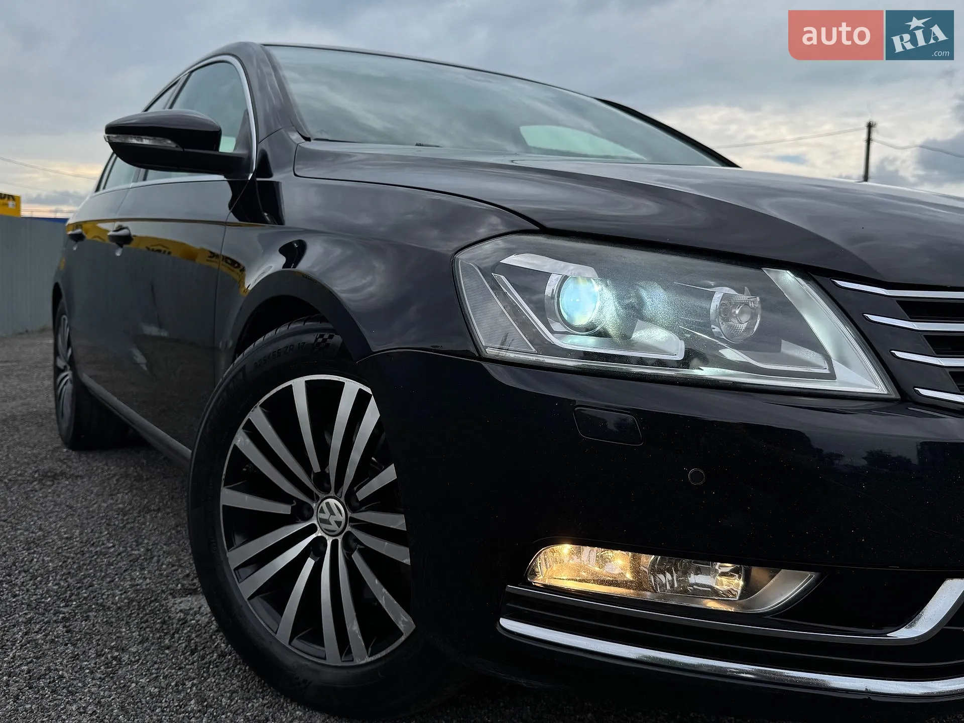 2011 Volkswagen Passat - мініатюра 24