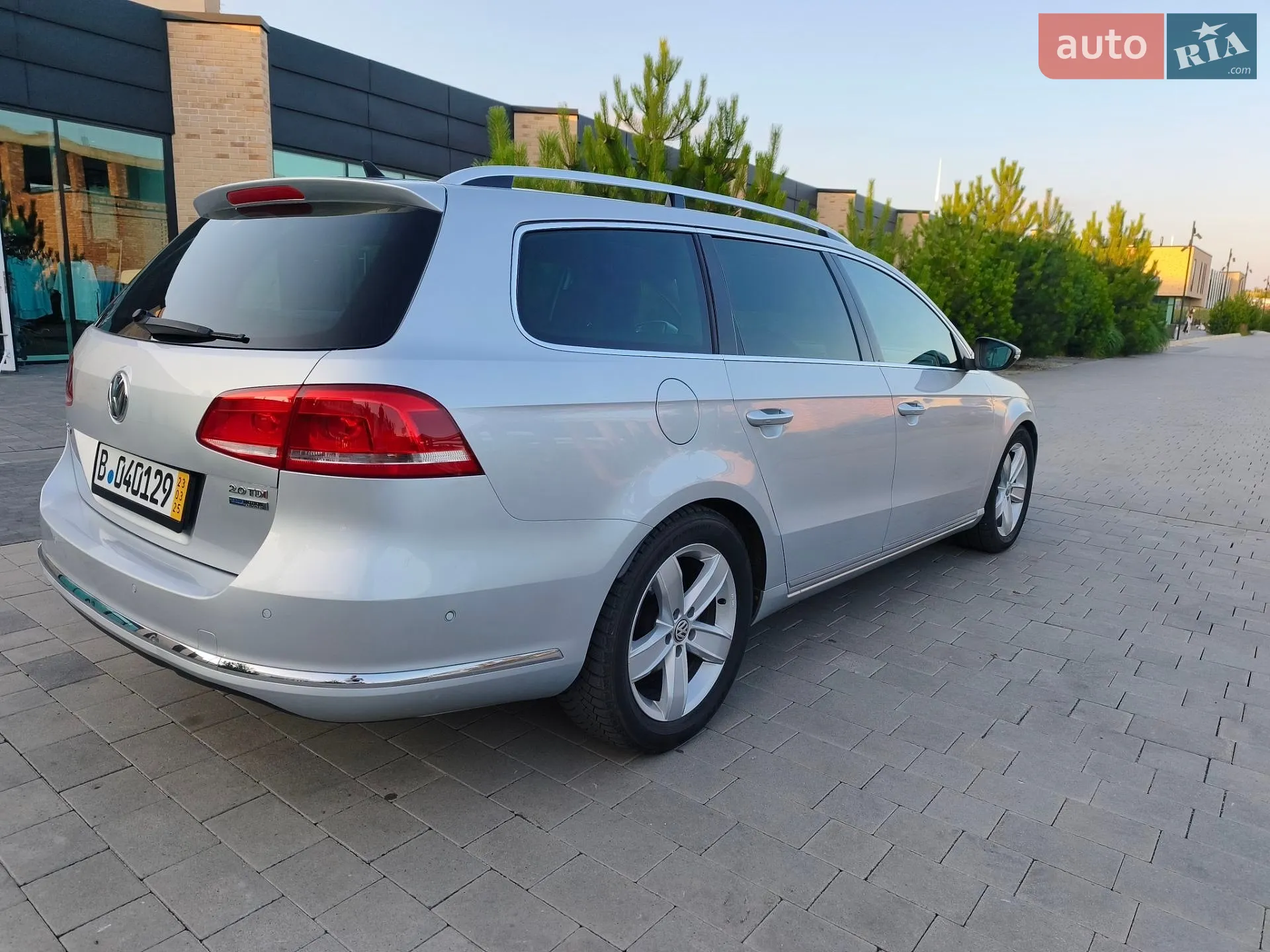 2011 Volkswagen Passat - мініатюра 9