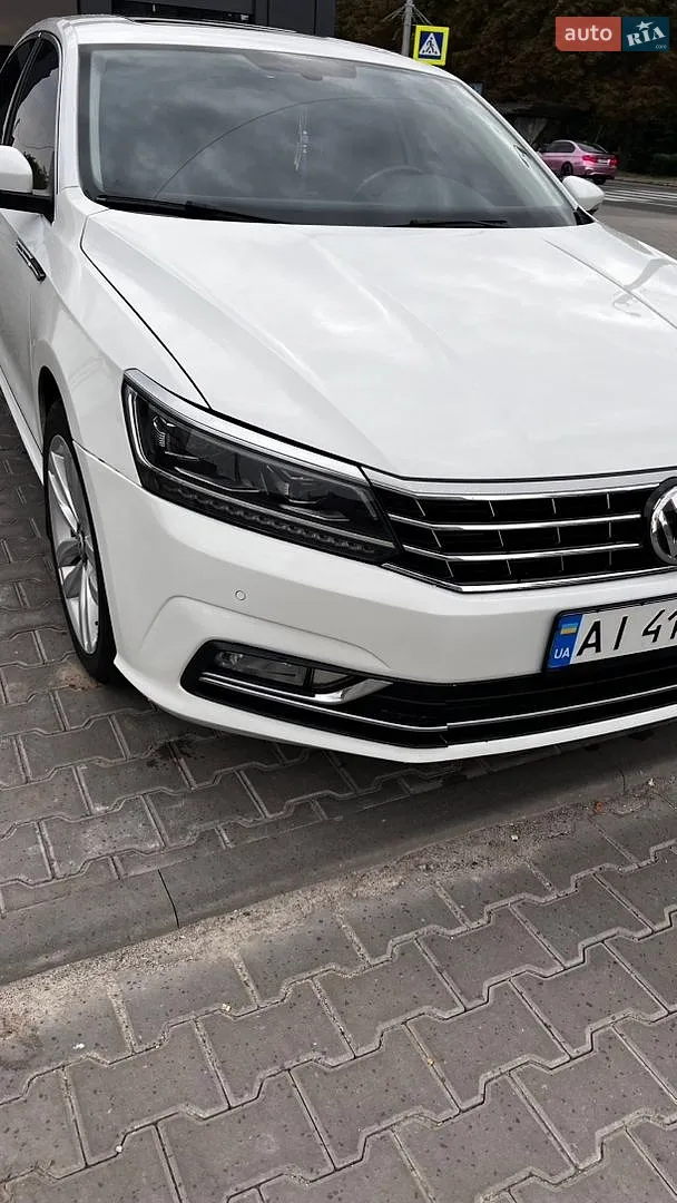 2016 Volkswagen Passat - мініатюра 17