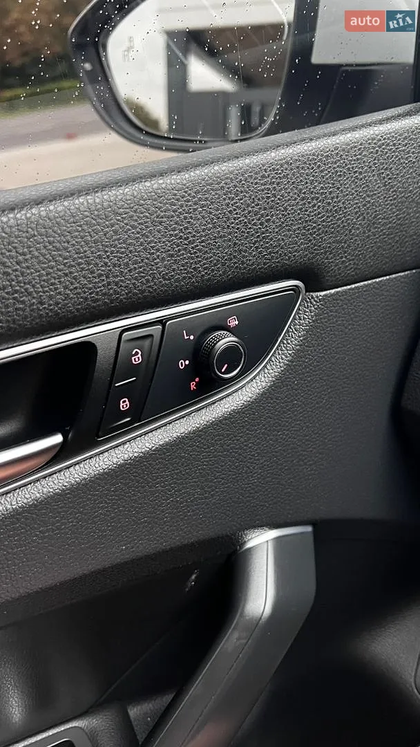 2016 Volkswagen Passat - мініатюра 29