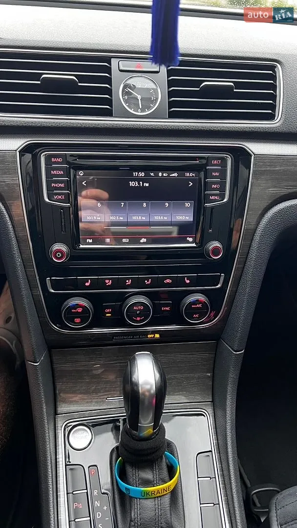 2016 Volkswagen Passat - мініатюра 35