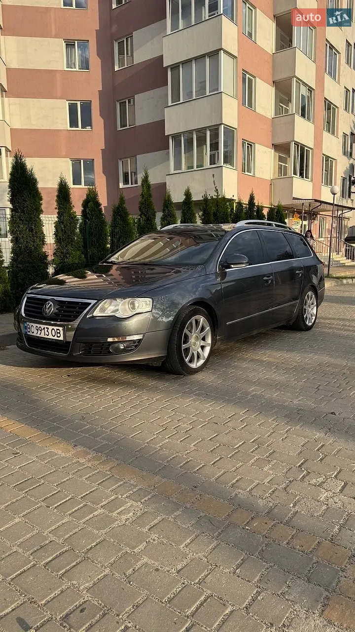 2010 Volkswagen Passat - мініатюра 6