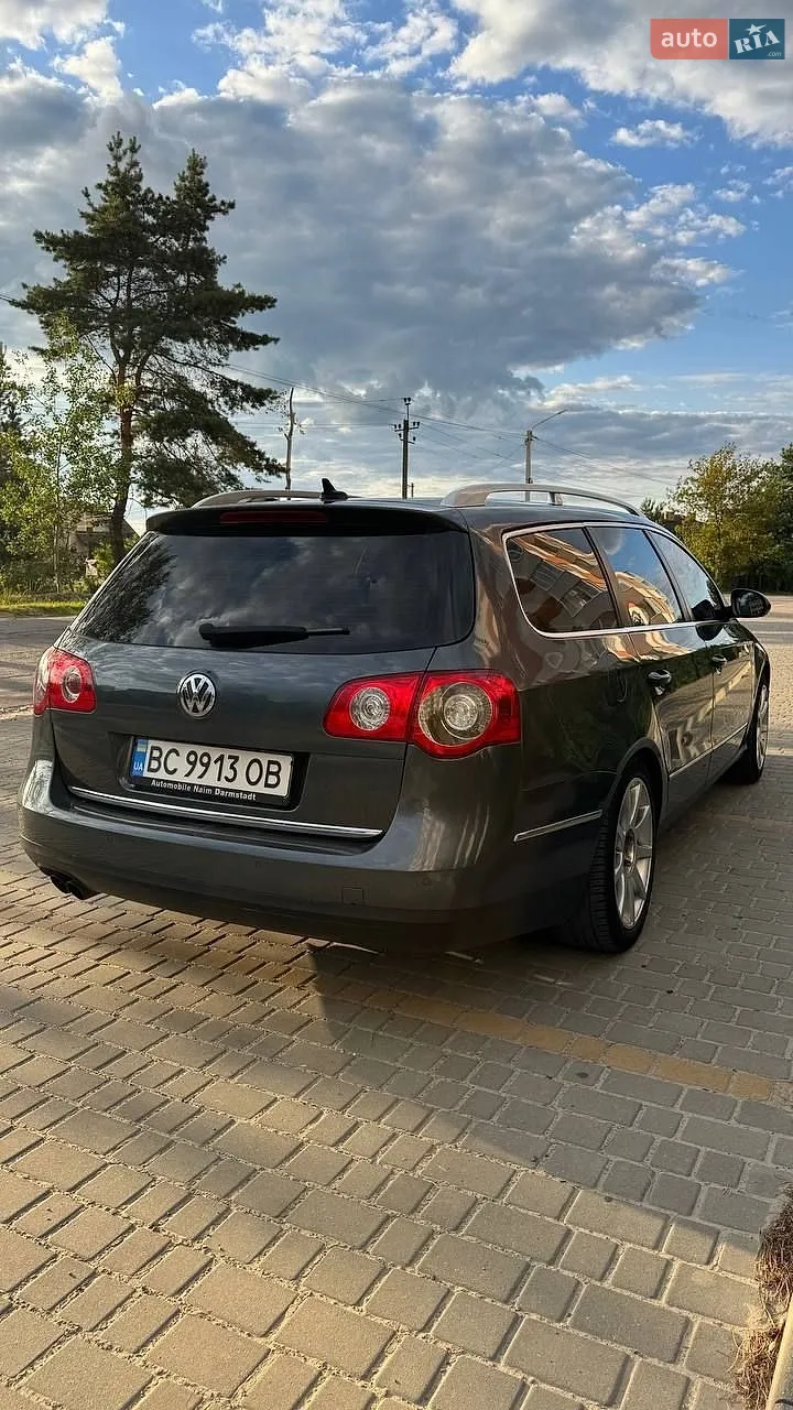 2010 Volkswagen Passat - мініатюра 15