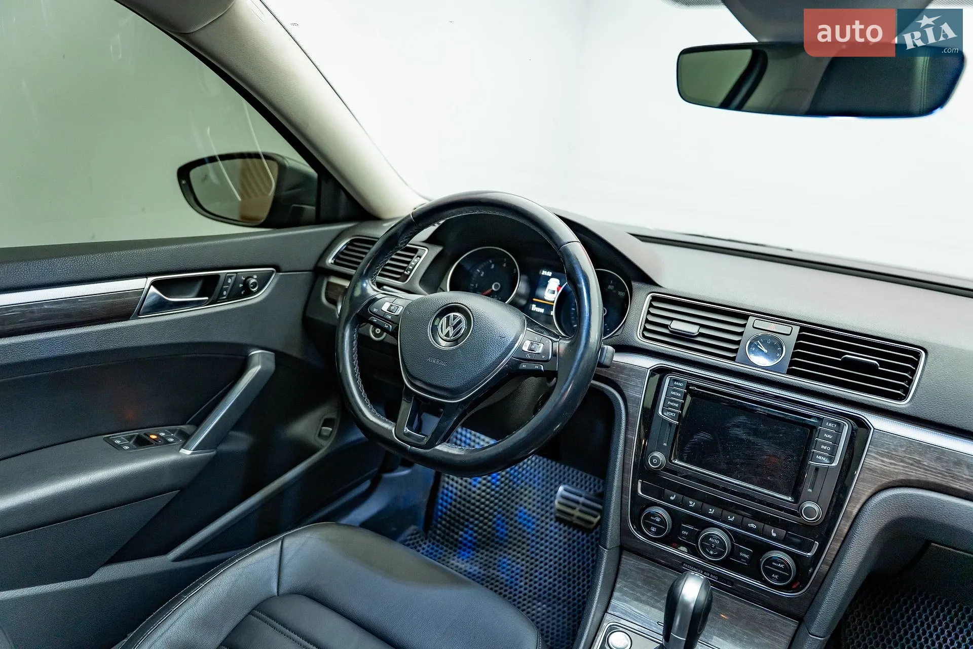 2017 Volkswagen Passat - мініатюра 14