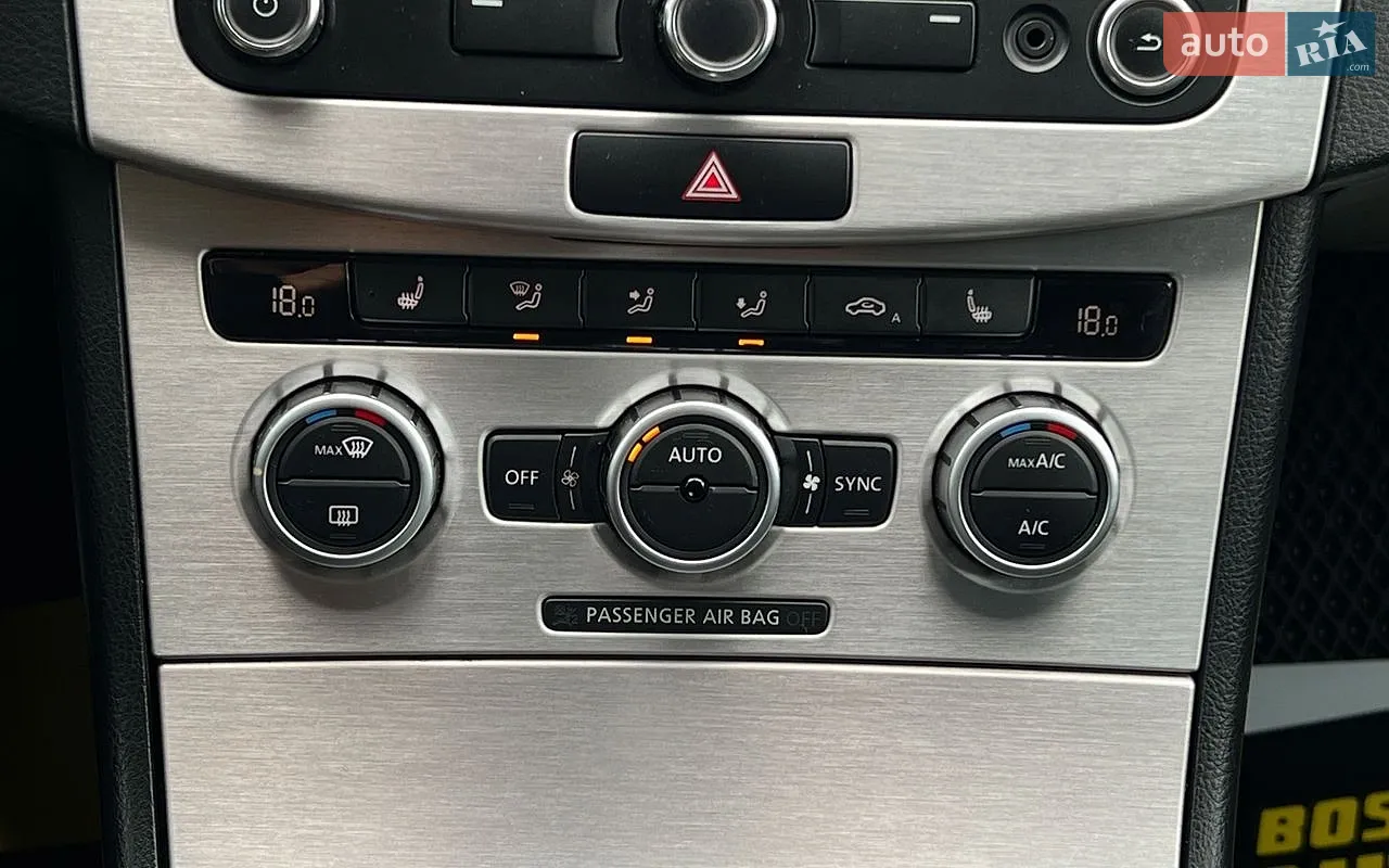 2012 Volkswagen Passat - мініатюра 17