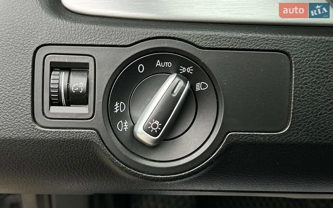 2012 Volkswagen Passat - мініатюра 19