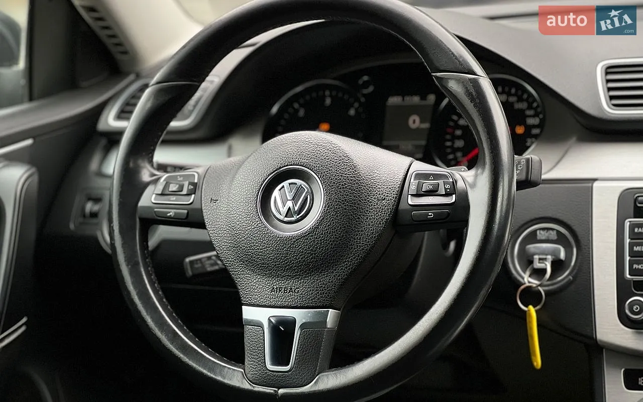 2012 Volkswagen Passat - мініатюра 21