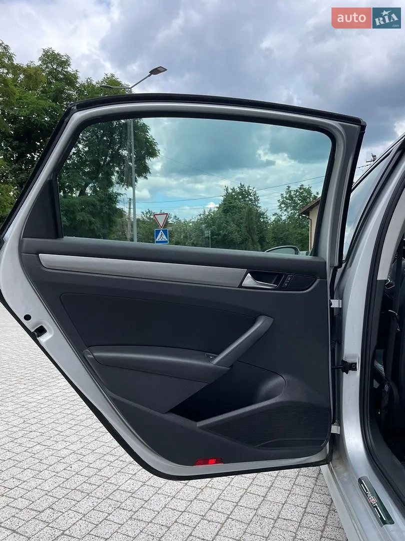 2014 Volkswagen Passat - мініатюра 34