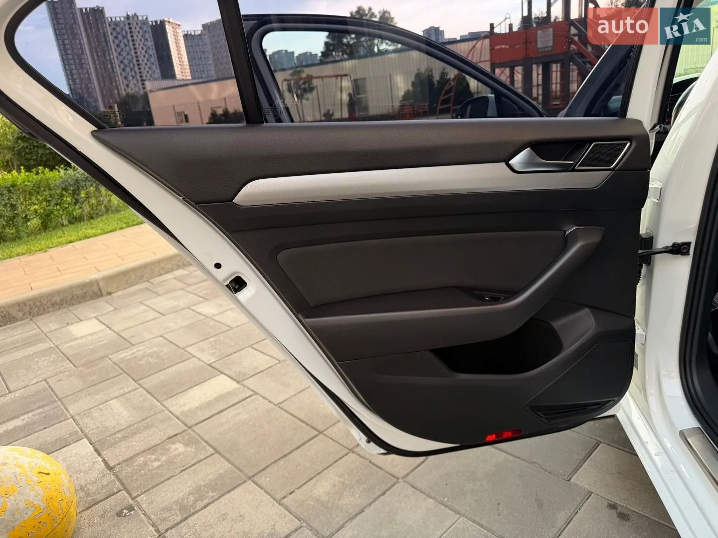 2015 Volkswagen Passat - мініатюра 22