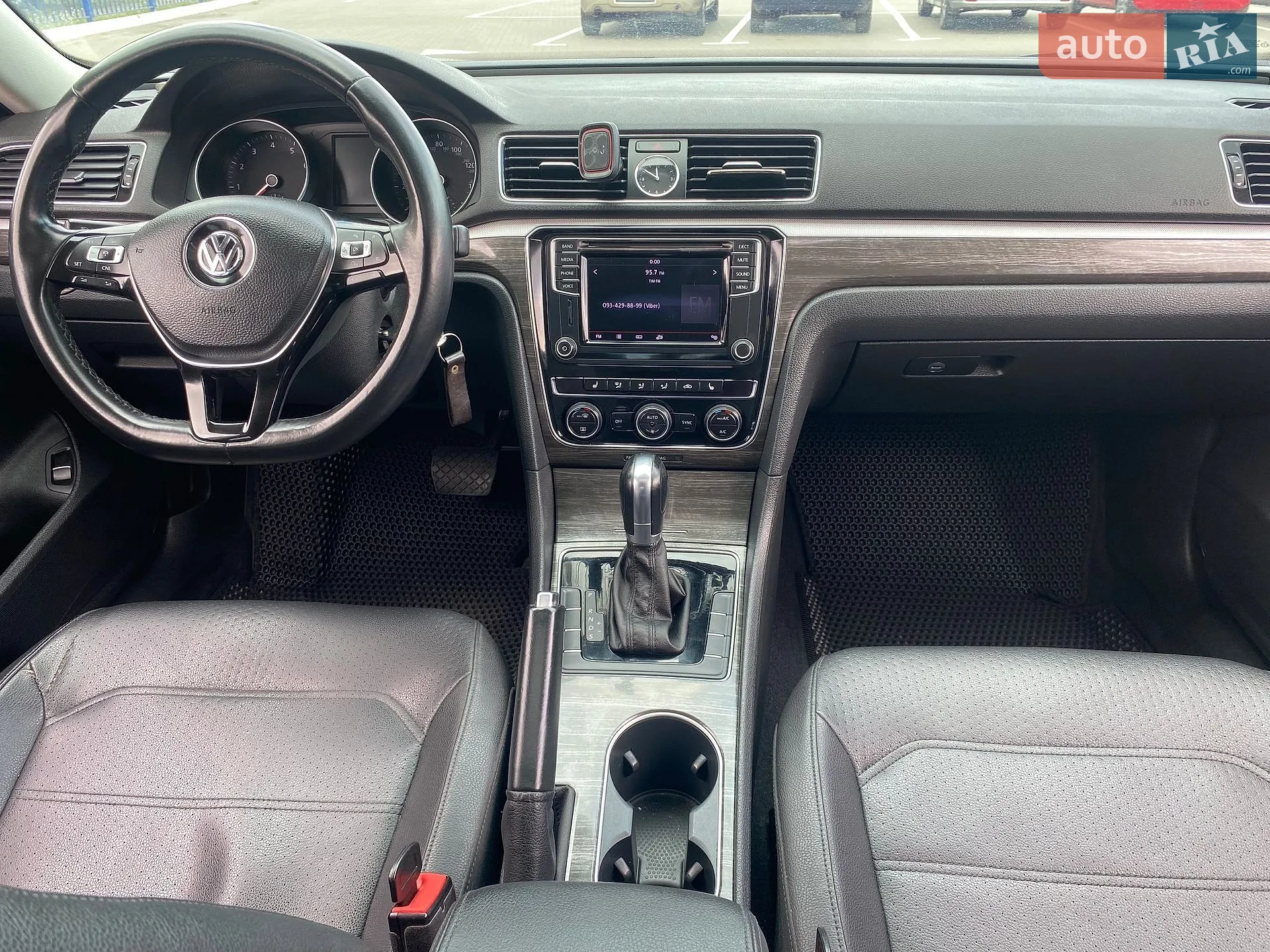 2016 Volkswagen Passat - мініатюра 8
