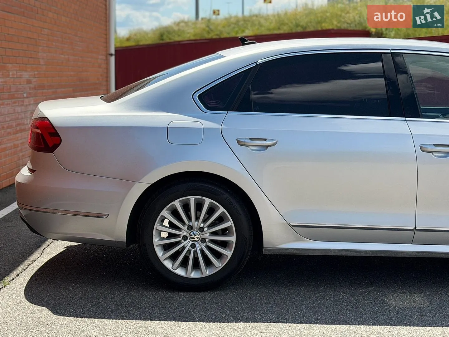 2016 Volkswagen Passat - мініатюра 12