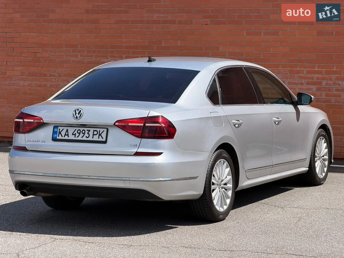 2016 Volkswagen Passat - мініатюра 14