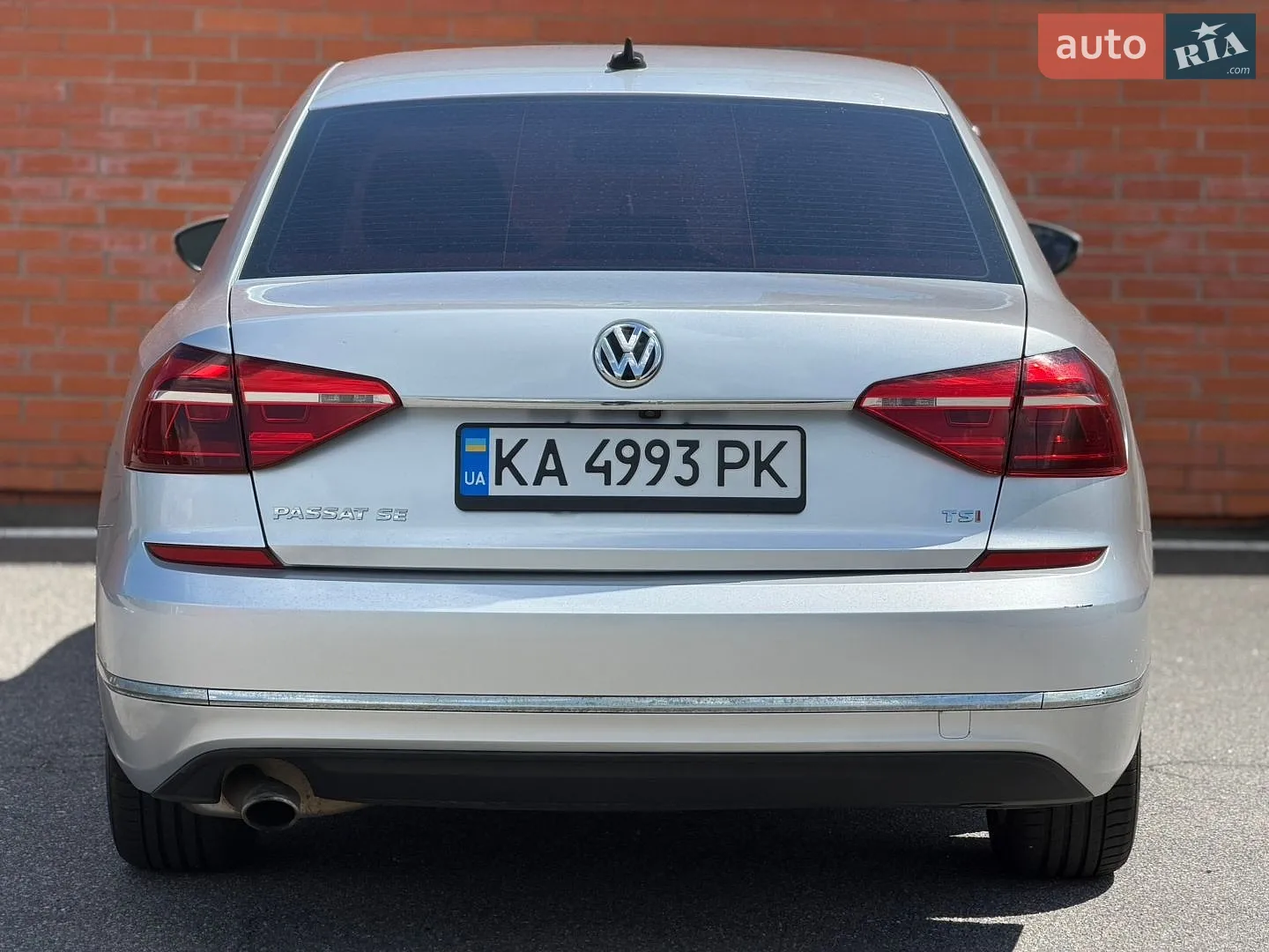 2016 Volkswagen Passat - мініатюра 16