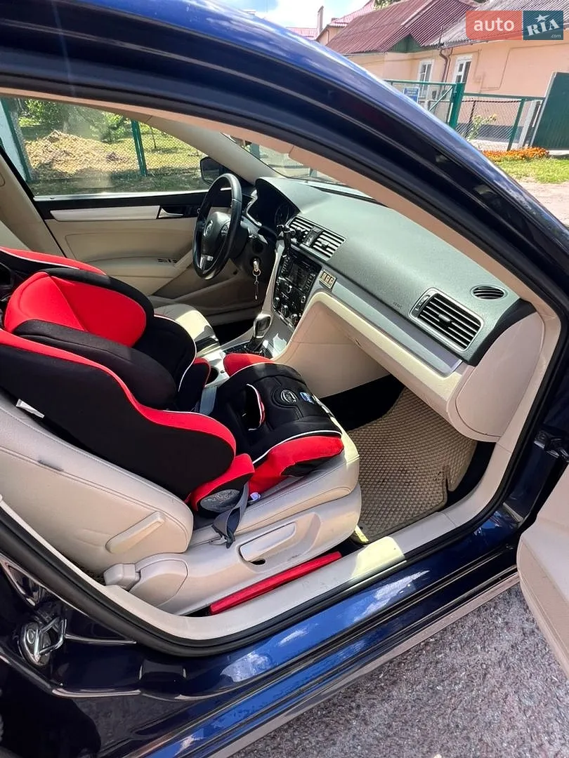 2012 Volkswagen Passat - мініатюра 8