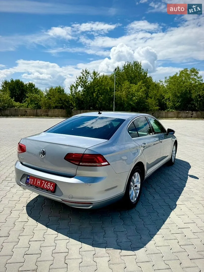 2018 Volkswagen Passat - мініатюра 8