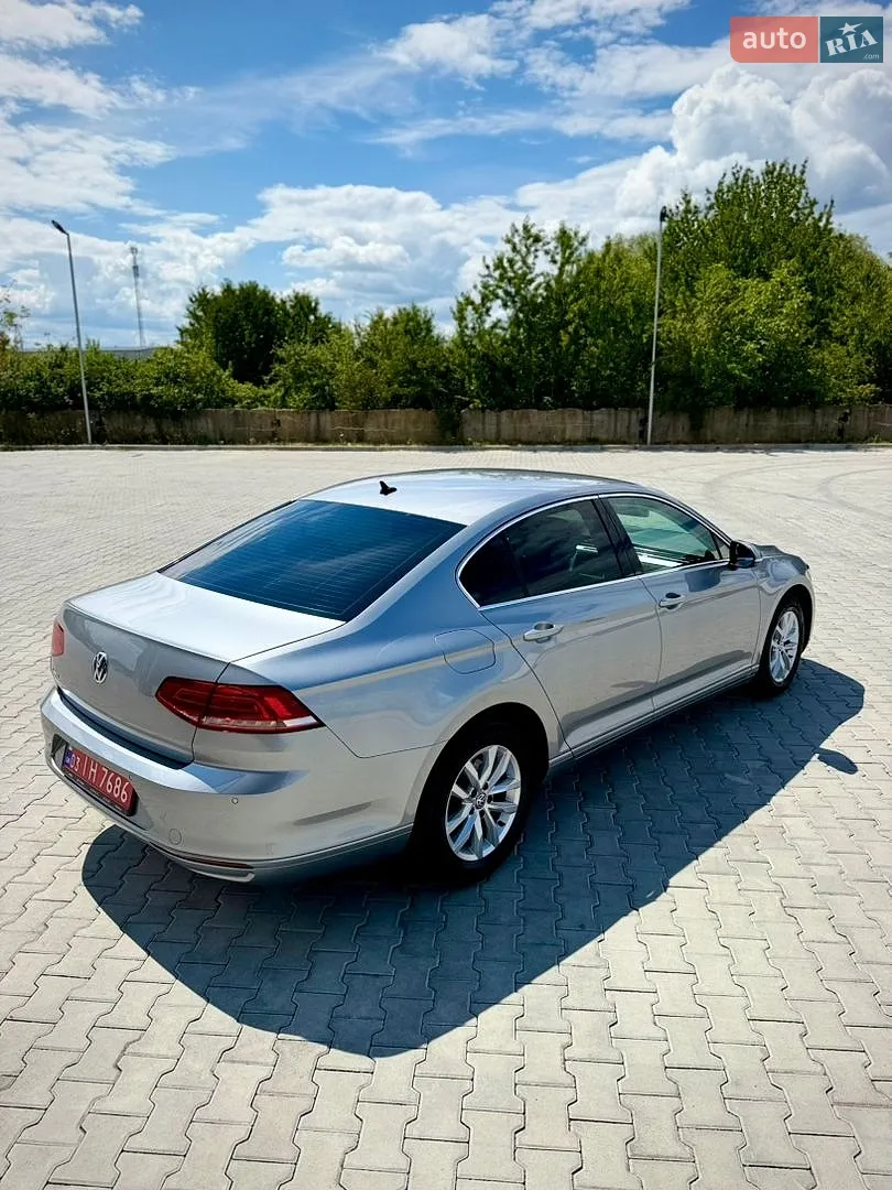 2018 Volkswagen Passat - мініатюра 10