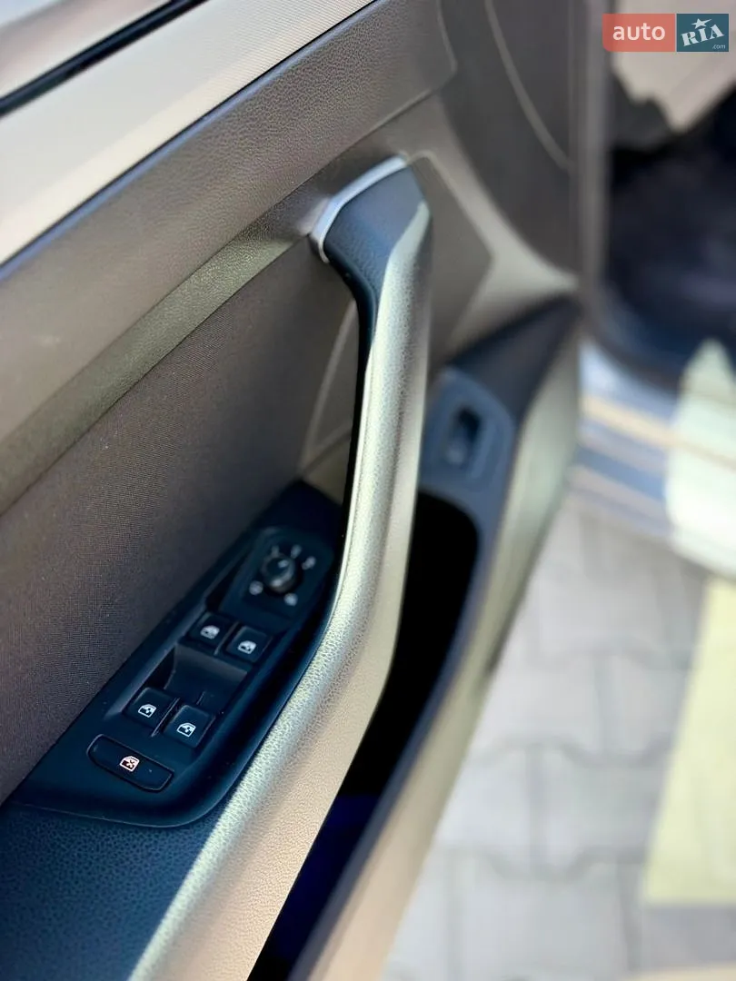 2018 Volkswagen Passat - мініатюра 19