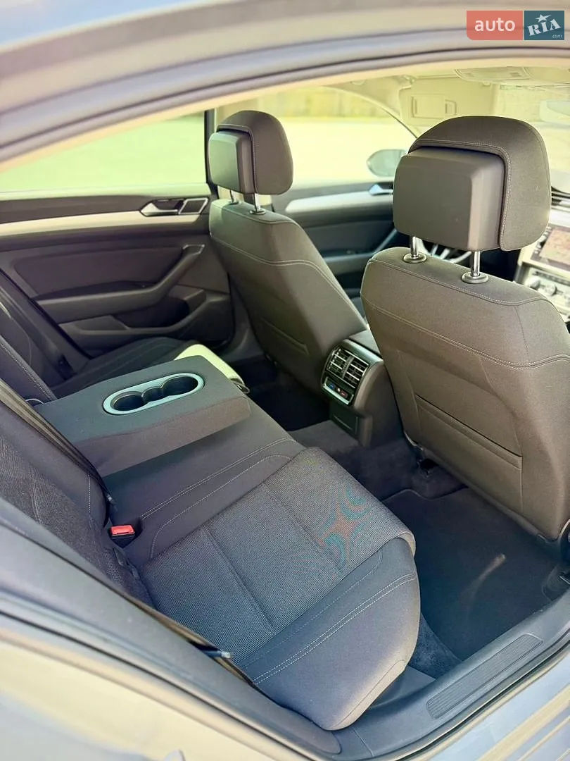 2018 Volkswagen Passat - мініатюра 22