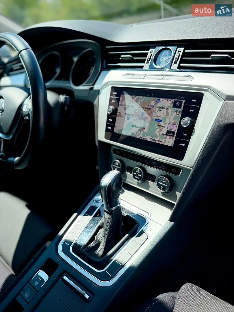 2018 Volkswagen Passat - мініатюра 25