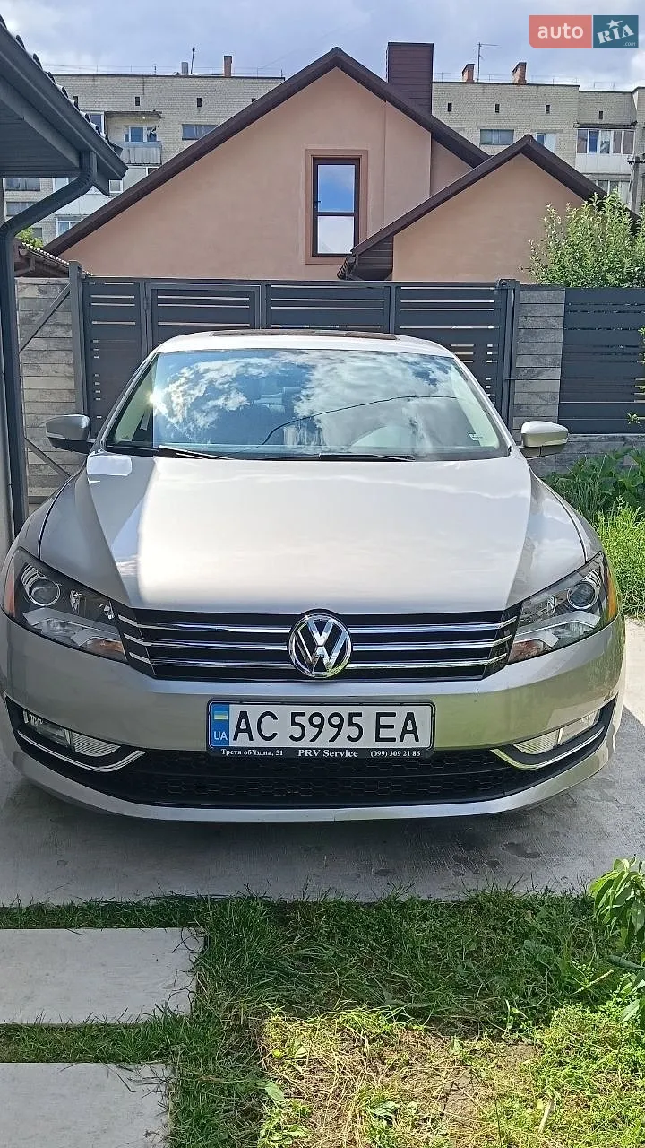 2012 Volkswagen Passat - мініатюра 2