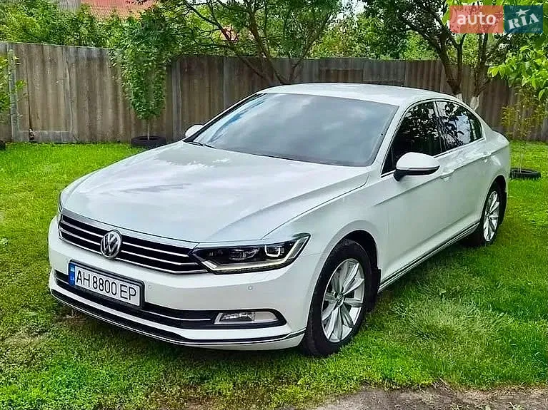 2017 Volkswagen Passat - мініатюра 4