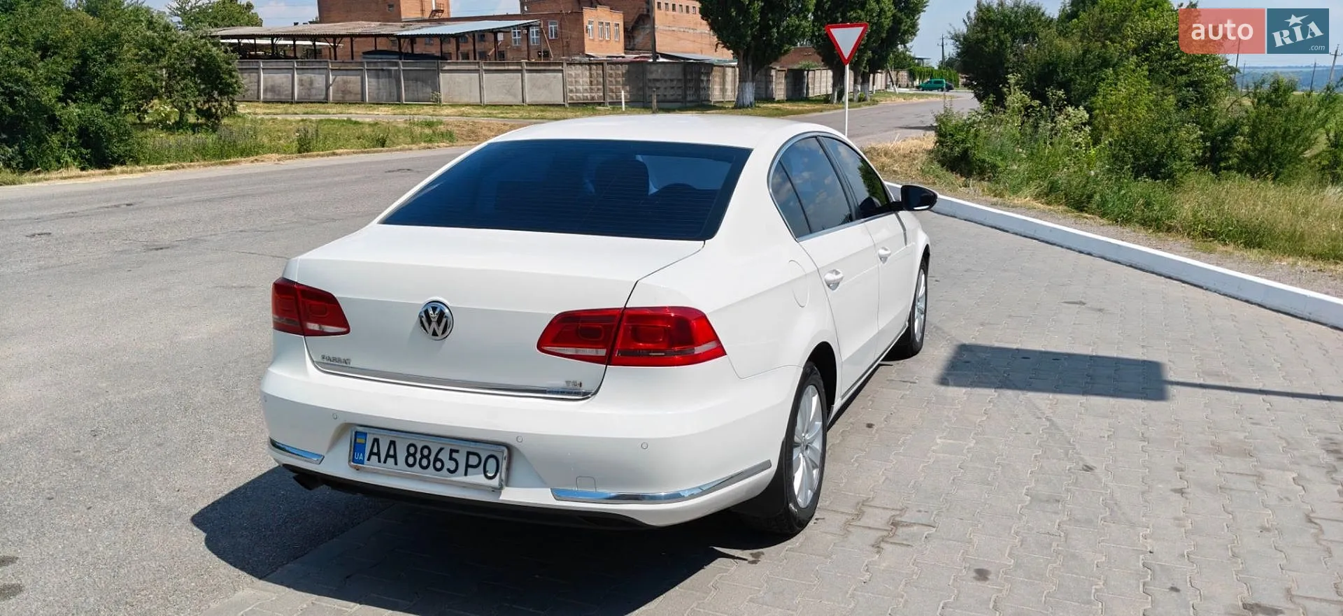 2013 Volkswagen Passat - мініатюра 8