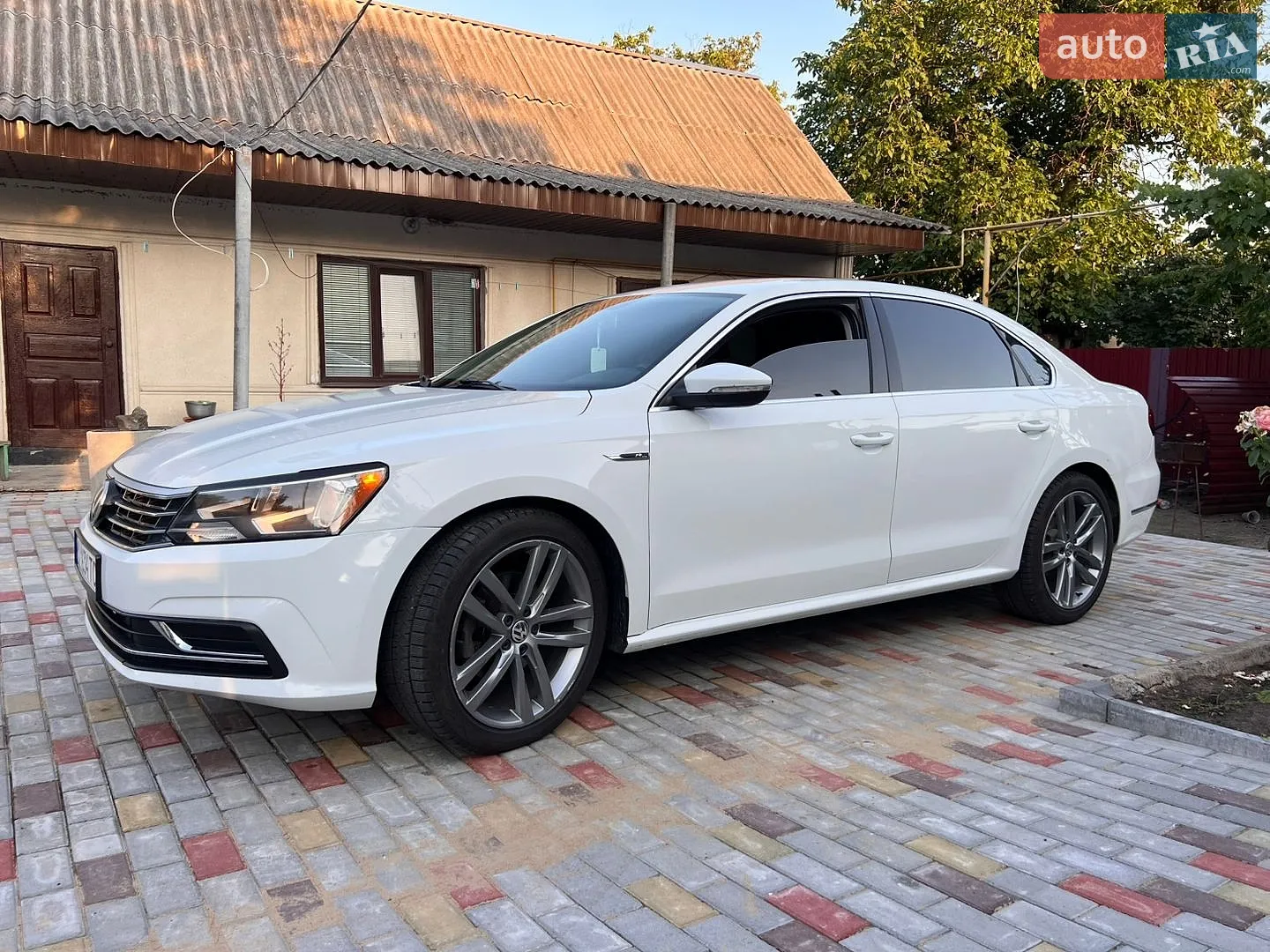 2016 Volkswagen Passat - мініатюра 4