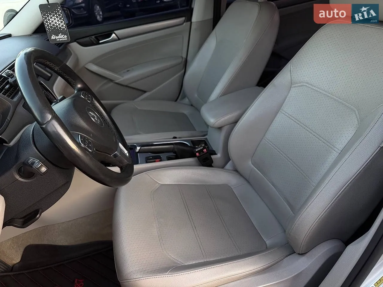 2013 Volkswagen Passat - мініатюра 11