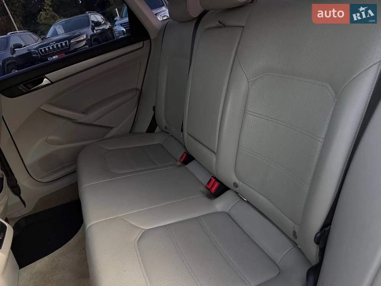 2013 Volkswagen Passat - мініатюра 26
