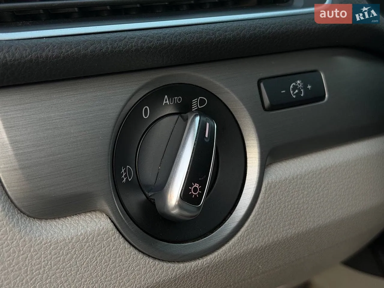 2013 Volkswagen Passat - мініатюра 32
