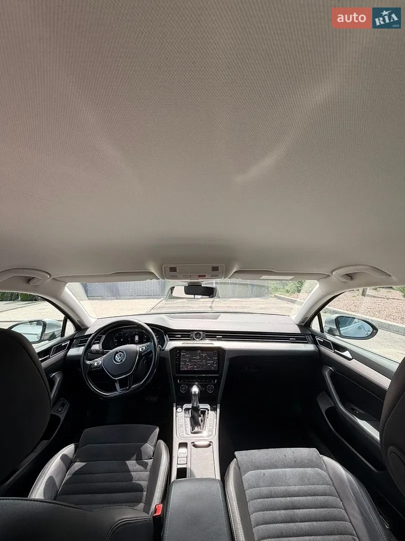 2019 Volkswagen Passat - мініатюра 13