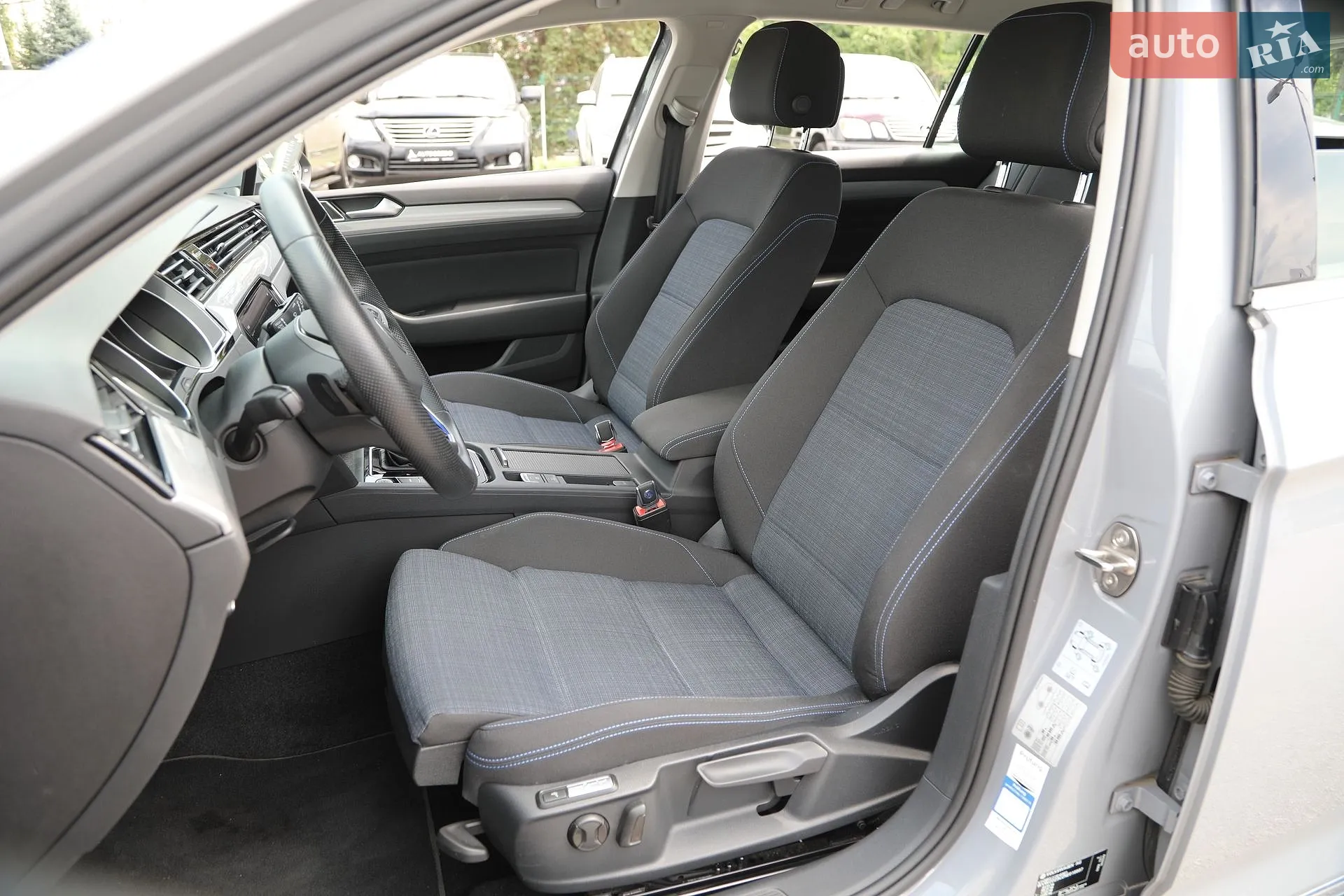 2021 Volkswagen Passat - мініатюра 13